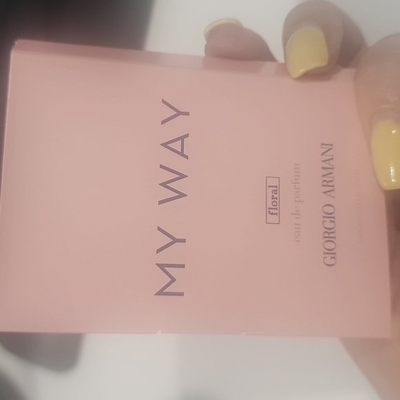 Giorgio Armani My Way Eau de Parfum - Floral Mini Size NIB Free with Purchase - Picture 1 of 2